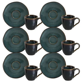 xicara de cafe com pires organico oceano porto brasil