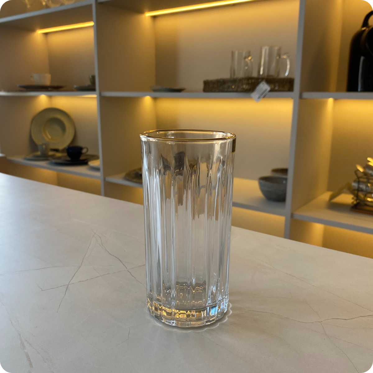 jogo de 6 copos altos em cristal ecologico com borda dourada 350ml a15cm lhermitage 5