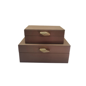 th0084 conjunt de 2 caixas em madeira revestida em couro sintetico marrom e dourado btc