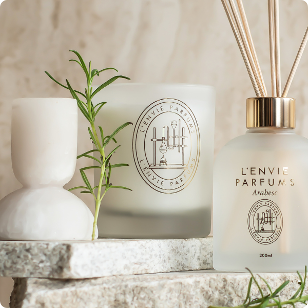 106384210 vela perfumada alecrim mediterraneo 210g arabesc lenvie ambiental 2