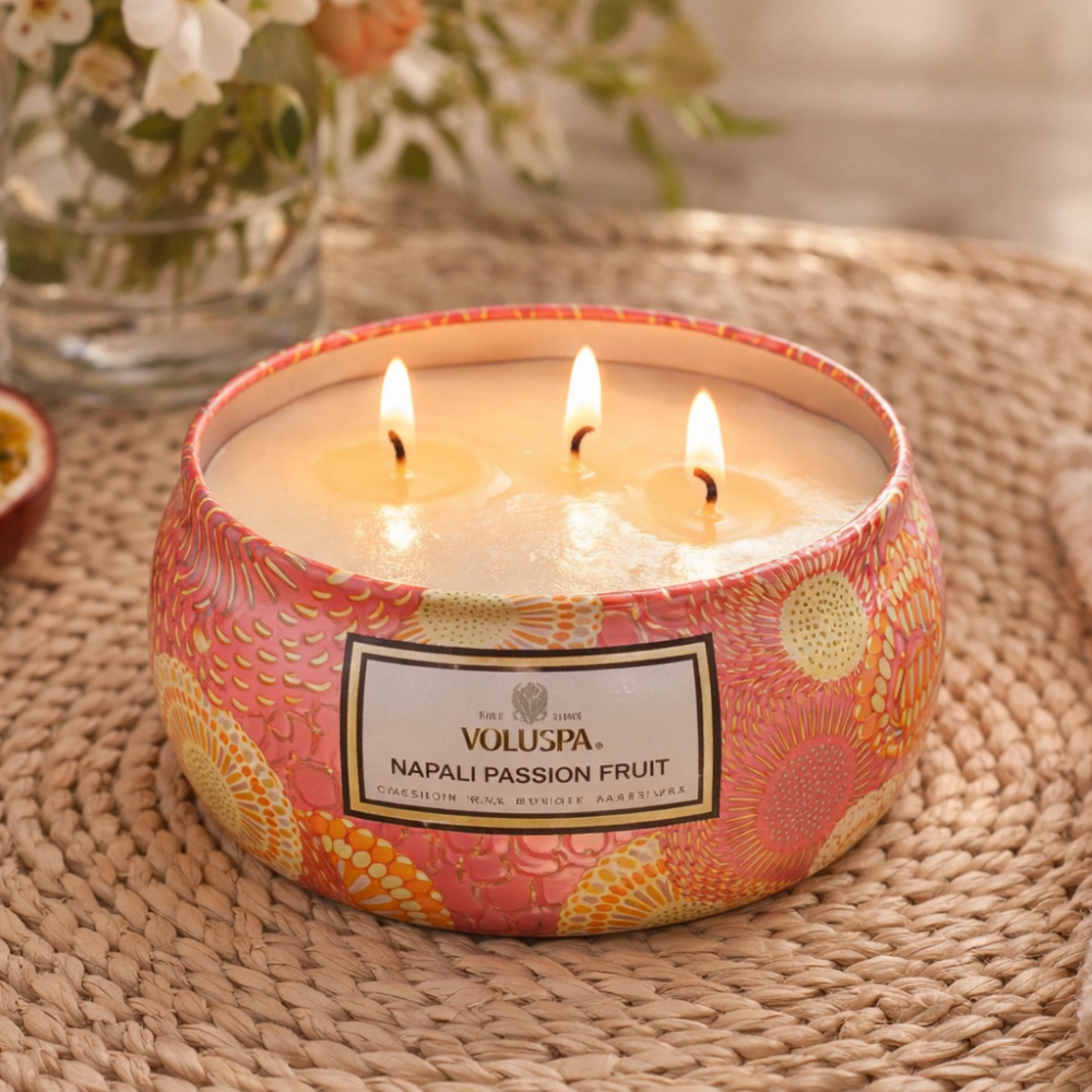 vela lata 3 pavios napali passion fruit 60h voluspa 2