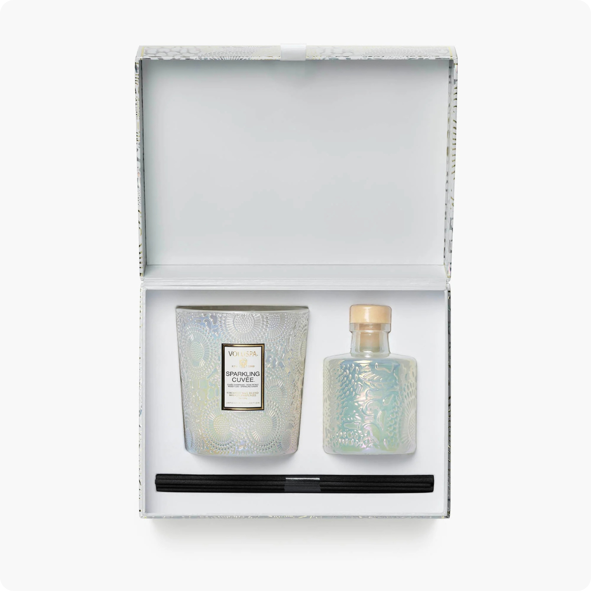 74902 kit vela em copo classic 60h e difusor de ambiente sparkling cuvee celebration 100ml voluspa produtos
