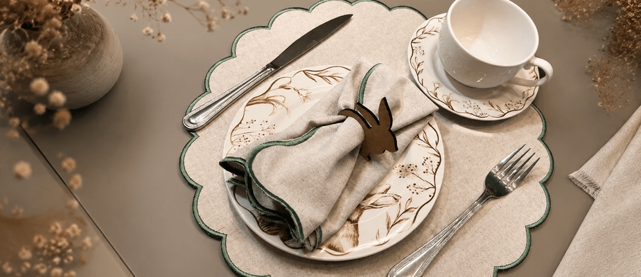 Celebre a Páscoa com uma Mesa Posta Encantadora